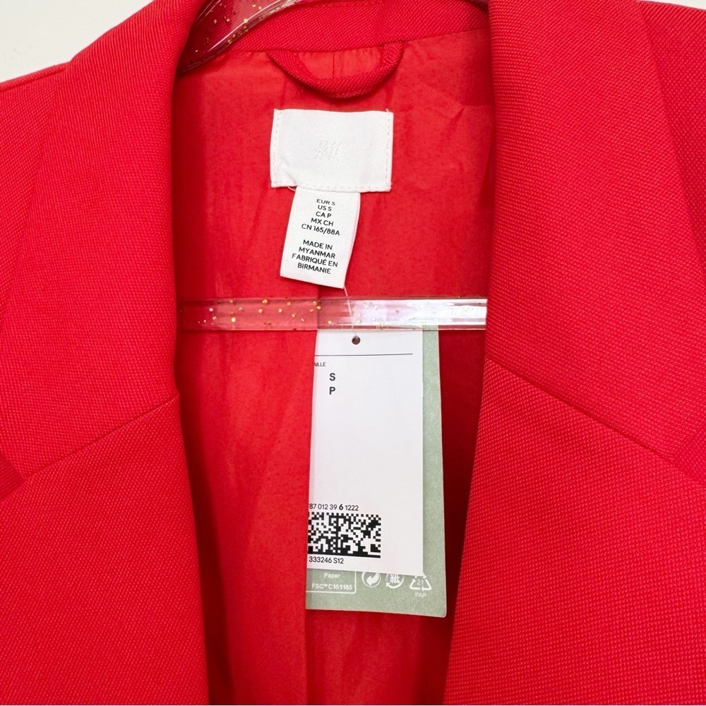 Red Blazer - Picture 6 of 12